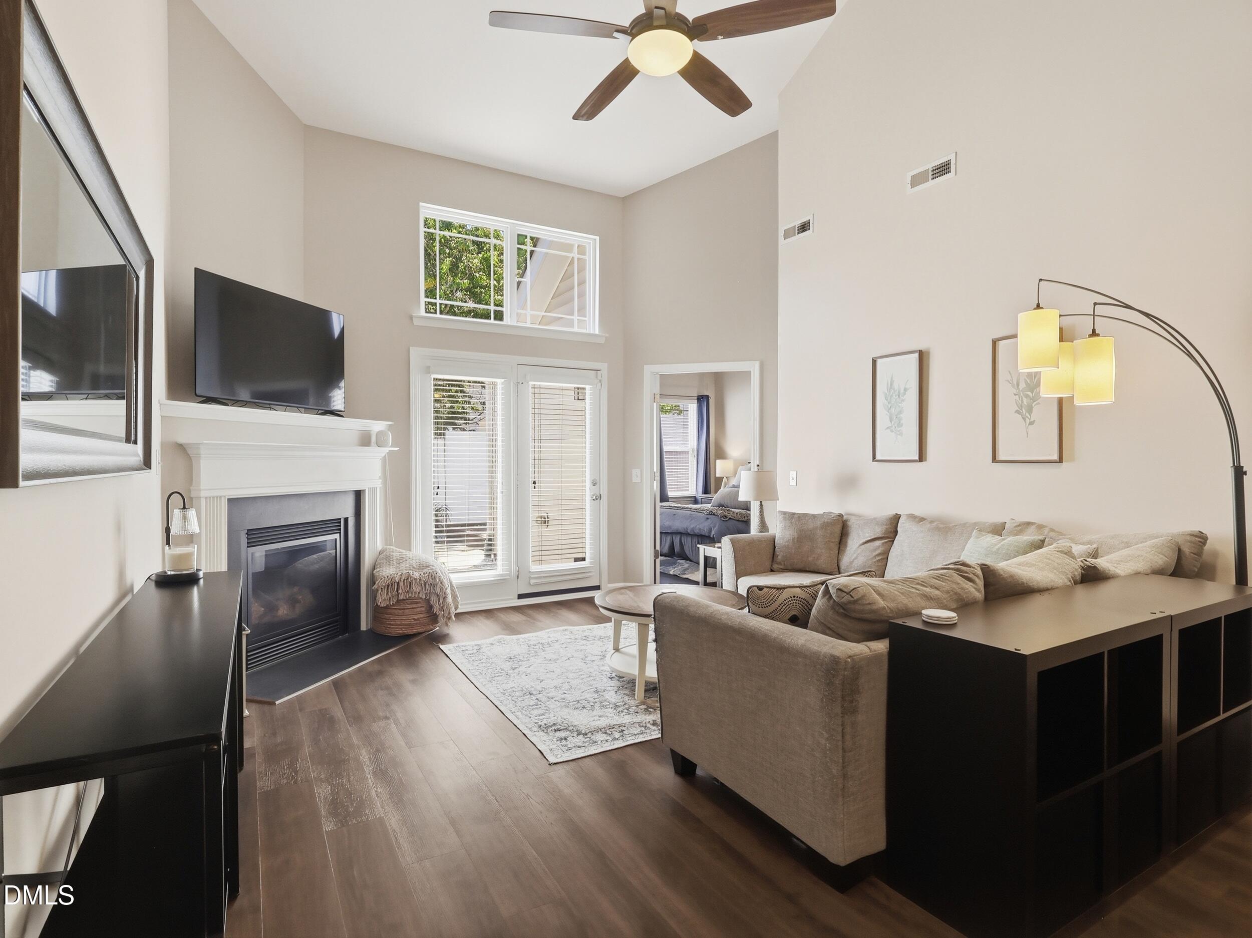 2505 Asher View Court Raleigh, NC 27606 - Photo 13 of 34