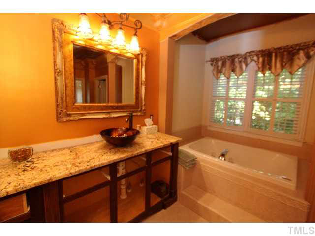 10848 Round Brook Circle Raleigh, NC 27617 - Photo 13 of 25 Gallery Image 13