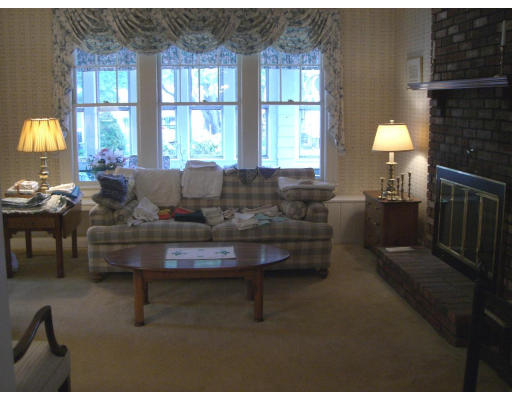 16 Norfolk Road Randolph, MA 02368 - Photo 4 of 14 Gallery Image 4