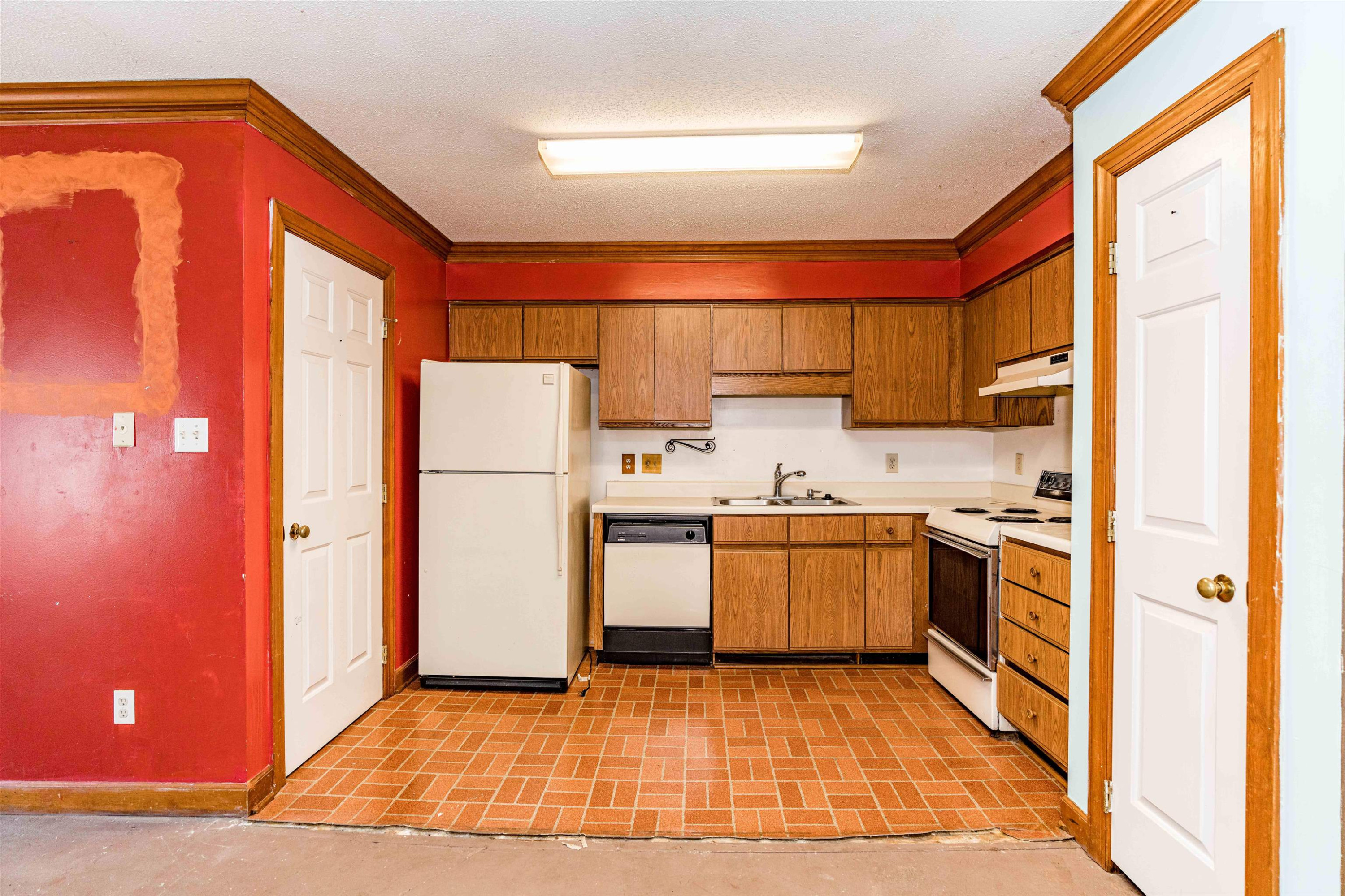 3605 Helix Court, Unit 302 Raleigh, NC 27606 - Photo 8 of 21 Photo 8