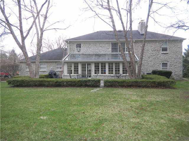 502 Round Hill Road Indianapolis, IN 46260 - Photo 2 of 13 Gallery Image 2