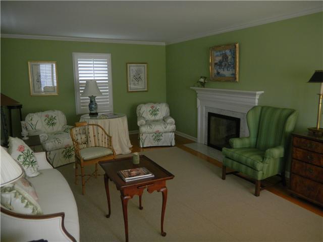 502 Round Hill Road Indianapolis, IN 46260 - Photo 9 of 13 Gallery Image 9