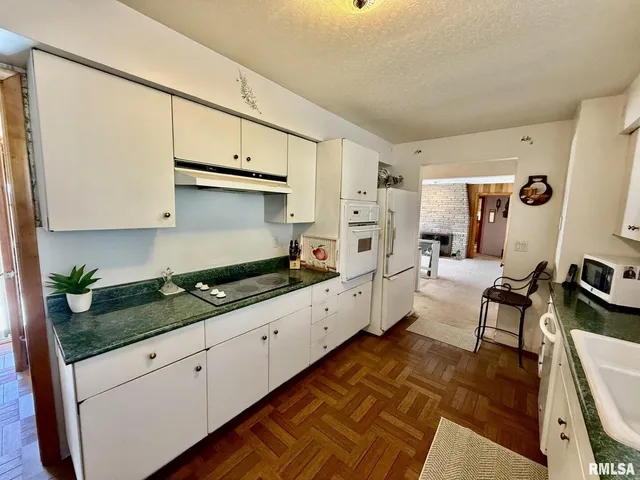 $239,900 | 522 West Main Street, Toulon, IL 61483