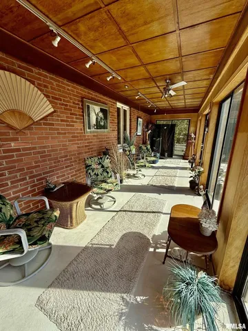 $239,900 | 522 West Main Street, Toulon, IL 61483