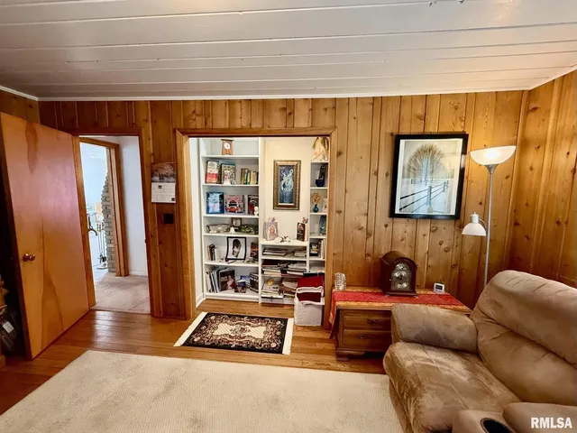 $239,900 | 522 West Main Street, Toulon, IL 61483