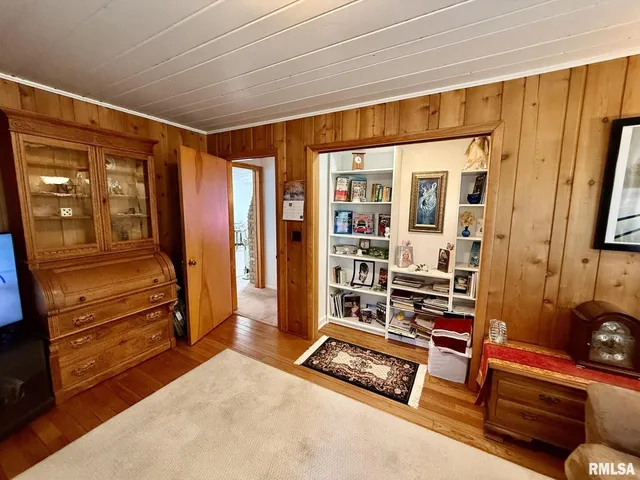 $239,900 | 522 West Main Street, Toulon, IL 61483