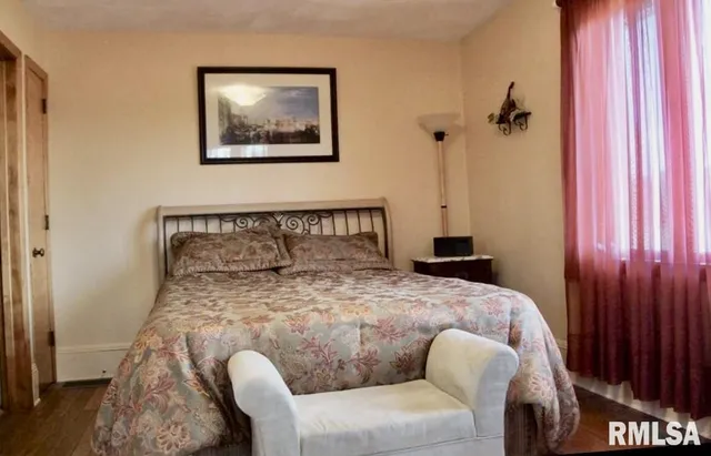 $239,900 | 522 West Main Street, Toulon, IL 61483