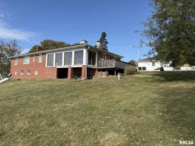 $239,900 | 522 West Main Street, Toulon, IL 61483