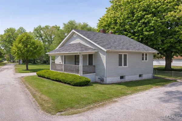 $22,500 | 1339 North 53rd Street, East St. Louis, IL 62204