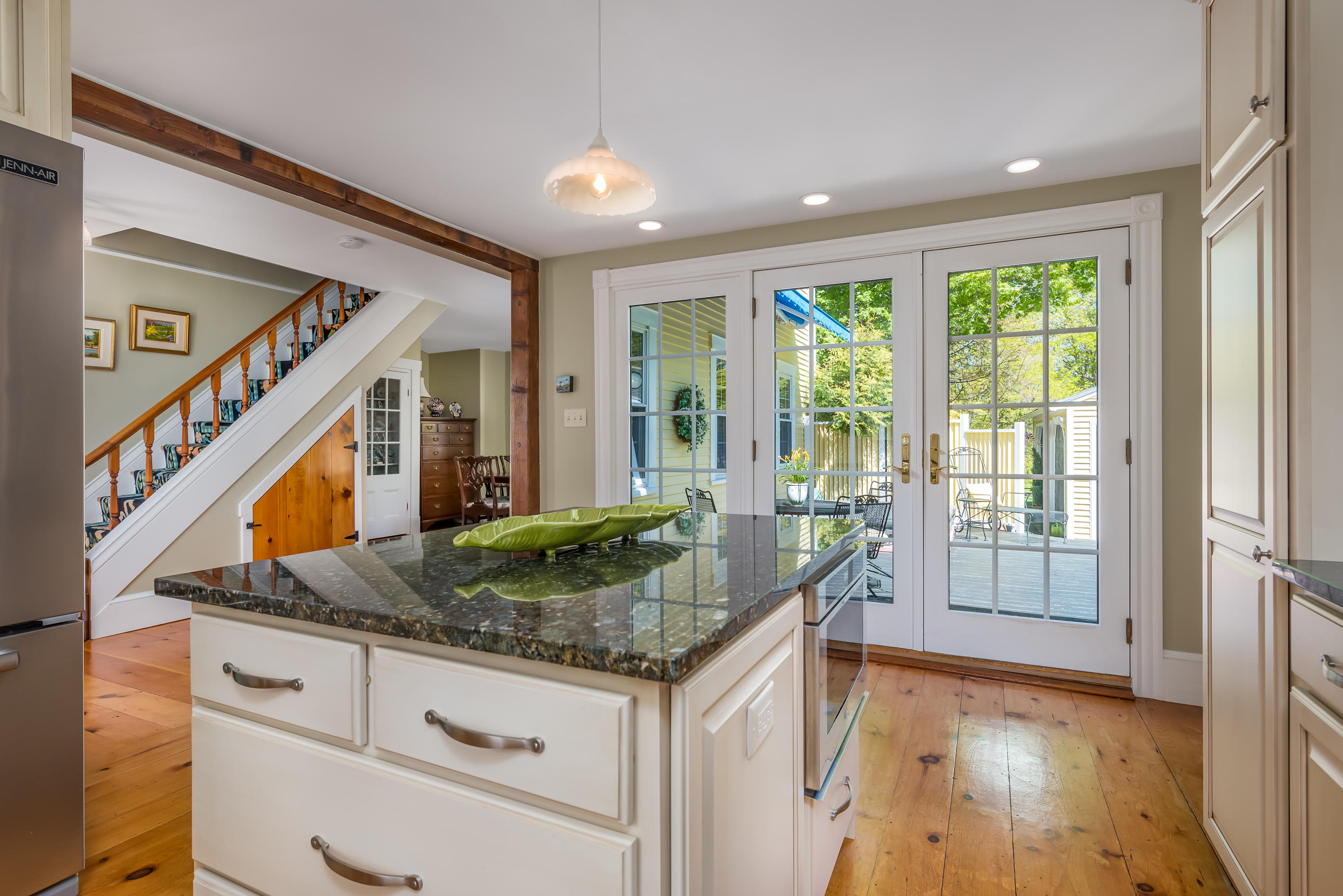 21 River Road Cape Neddick, ME 03902 - Photo 12 of 39 Kitchen