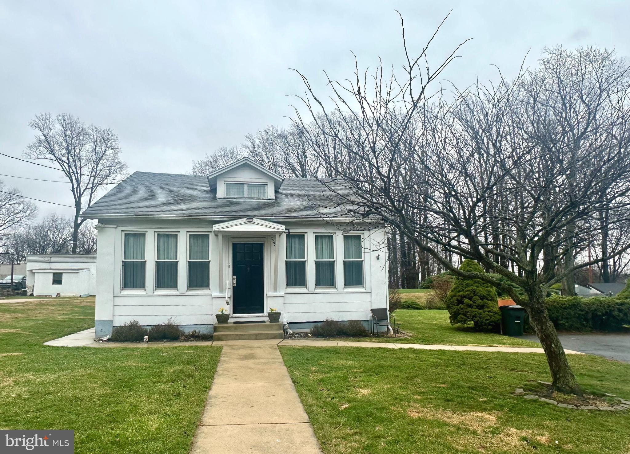 2554 Hill Road Reading, PA 19606 - Photo 1 of 31