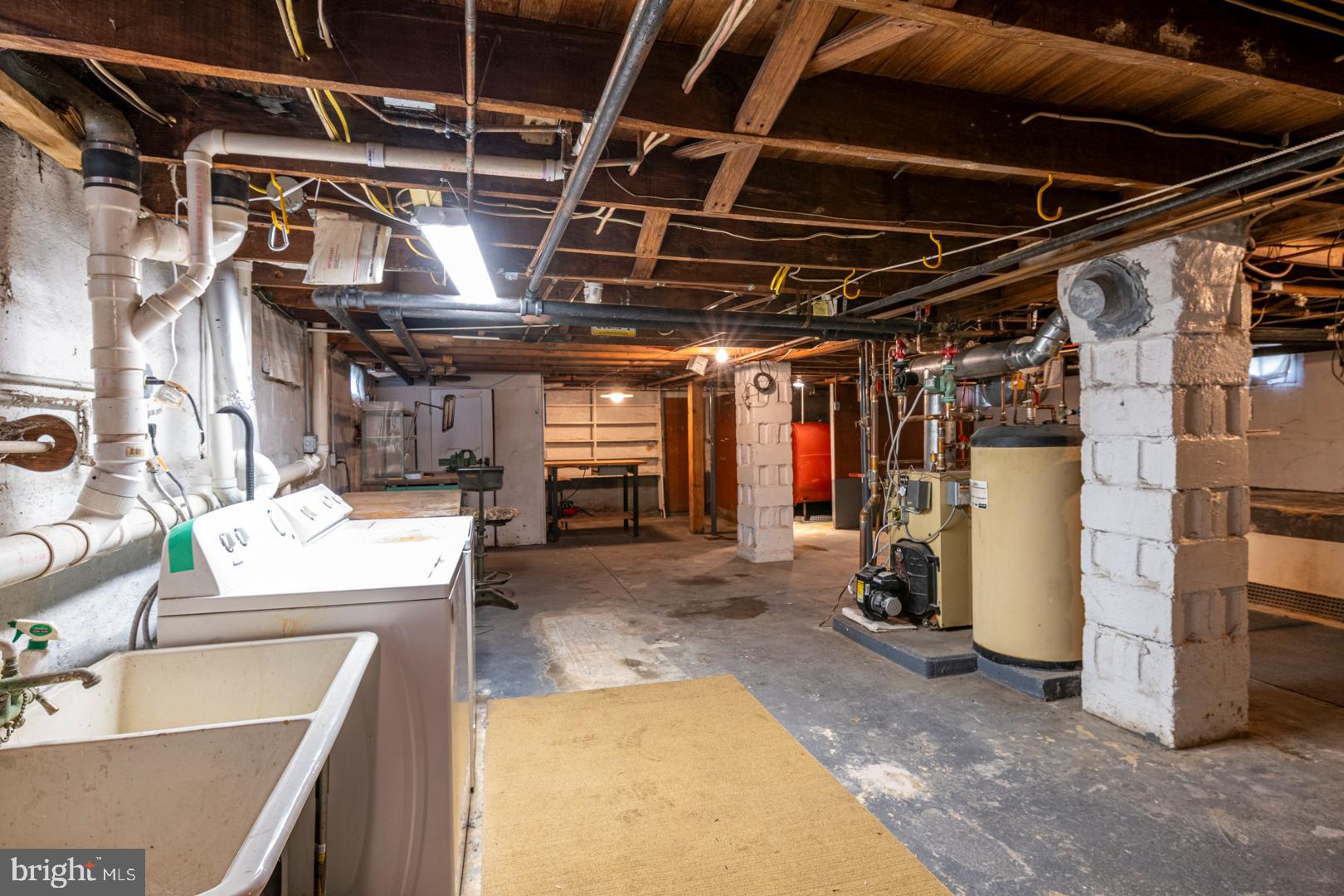 2554 Hill Road Reading, PA 19606 - Photo 24 of 31