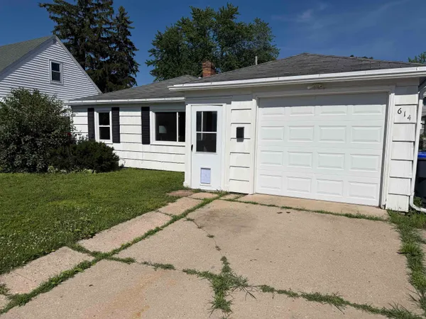 $169,900 | 614 Reed Street, Neenah, WI 54956