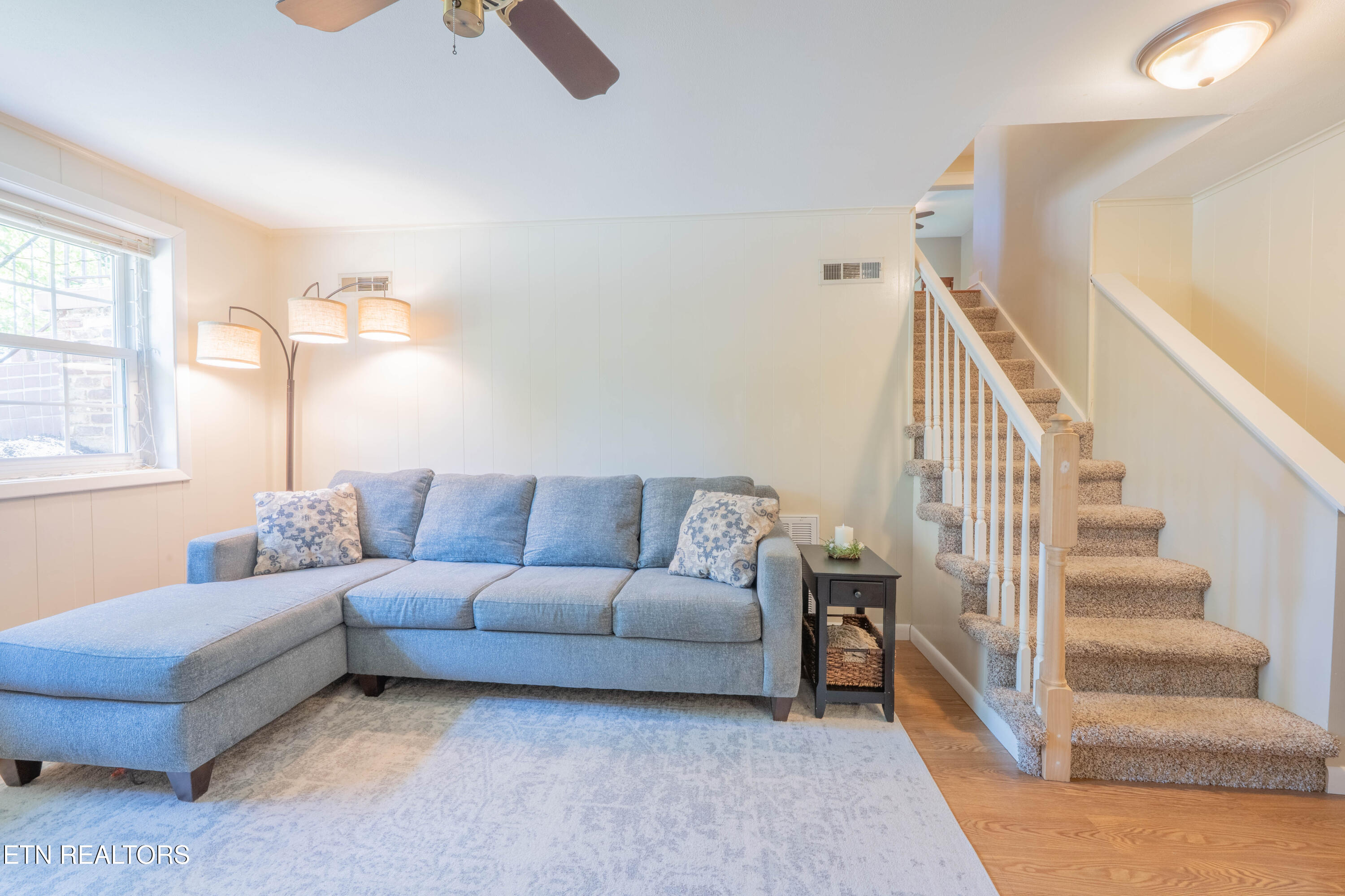 4517 Royalview Road Knoxville, TN 37921 - Photo 20 of 29 Downstairs