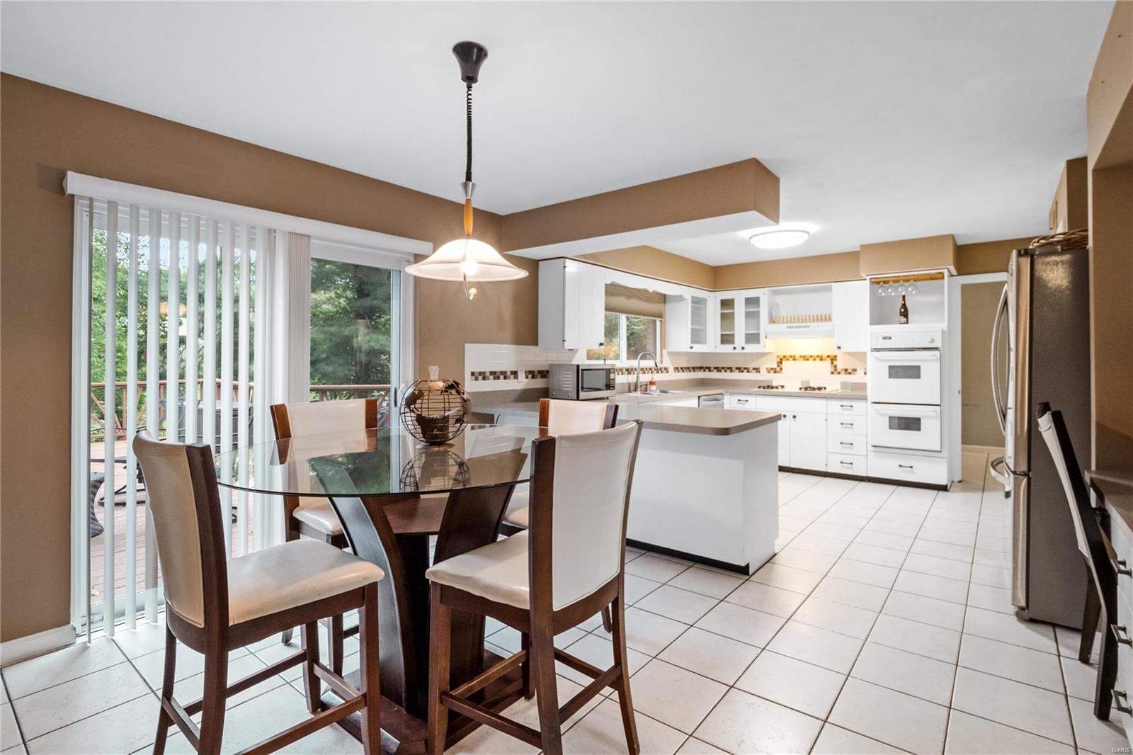 925 Reiss Road O'Fallon, IL 62269 - Photo 17 of 42 Gallery Image 17