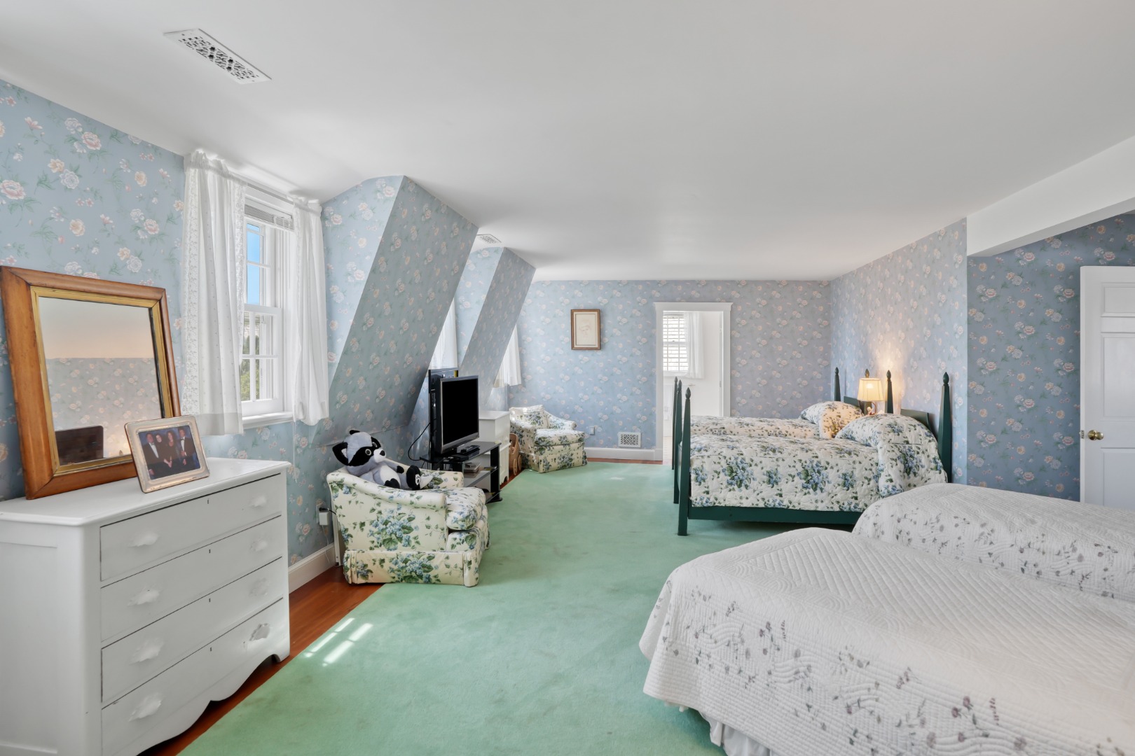 23 Starbuck Neck Road Edgartown, MA 02539 - Photo 33 of 45 Gallery Image 33