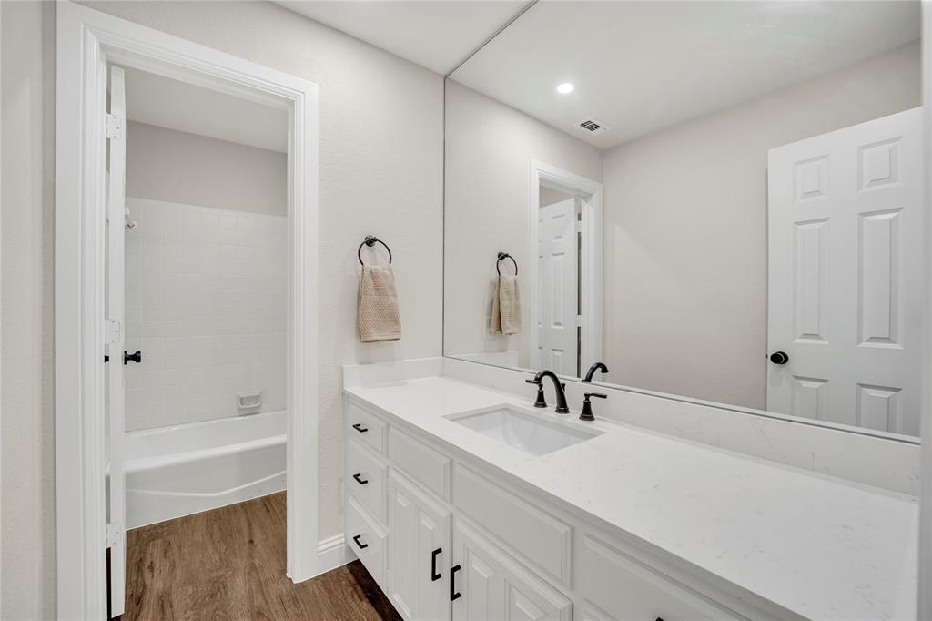 7004 Ledbetter Road Arlington, TX 76001 - Photo 32 of 40