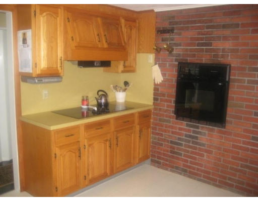 14 R Westdale Road Canton, MA 02021 - Photo 3 of 5 Gallery Image 3