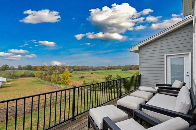 $7,000,000 | 9685 County Road 13 Southeast, Delano, MN 55328