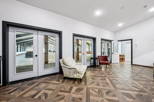 $7,000,000 | 9685 County Road 13 Southeast, Delano, MN 55328