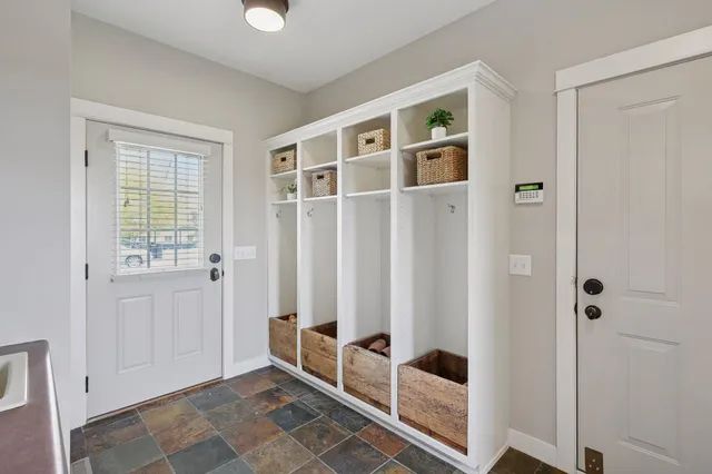 $7,000,000 | 9685 County Road 13 Southeast, Delano, MN 55328