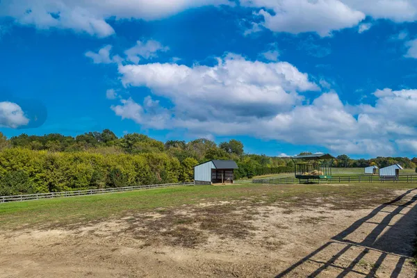 $7,000,000 | 9685 County Road 13 Southeast, Delano, MN 55328