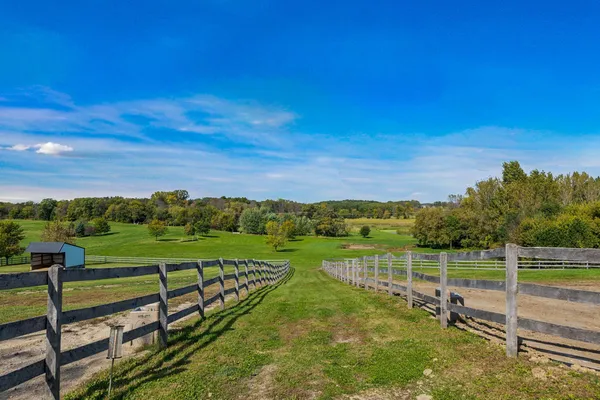 $7,000,000 | 9685 County Road 13 Southeast, Delano, MN 55328