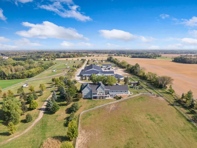 $7,000,000 | 9685 County Road 13 Southeast, Delano, MN 55328