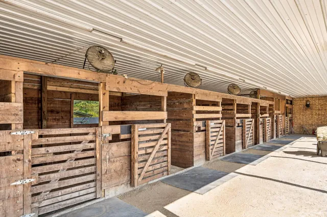 $7,000,000 | 9685 County Road 13 Southeast, Delano, MN 55328