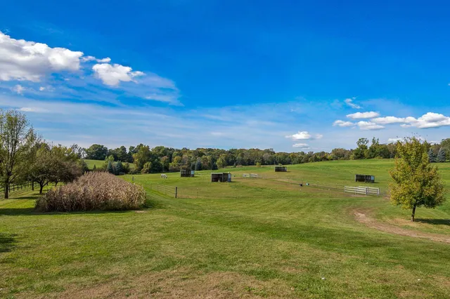 $7,000,000 | 9685 County Road 13 Southeast, Delano, MN 55328