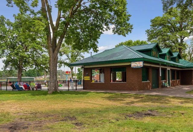 $7,000,000 | 9685 County Road 13 Southeast, Delano, MN 55328