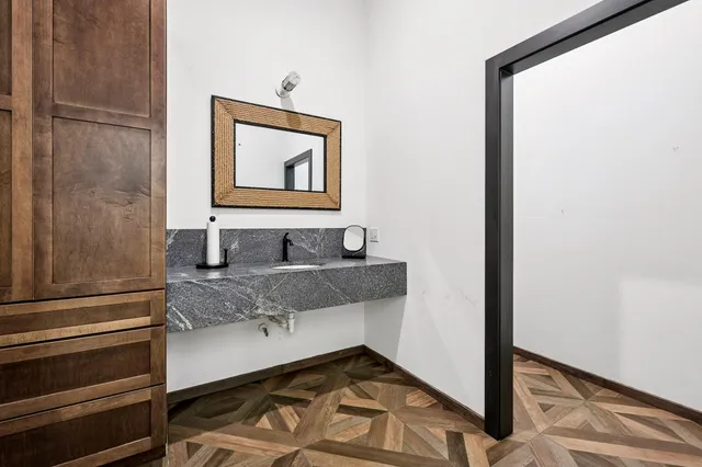 $7,000,000 | 9685 County Road 13 Southeast, Delano, MN 55328