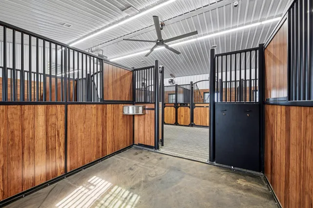 $7,000,000 | 9685 County Road 13 Southeast, Delano, MN 55328