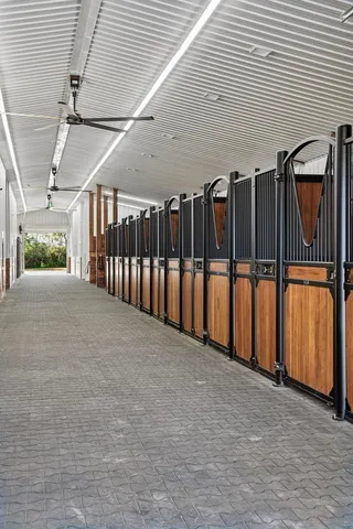 $7,000,000 | 9685 County Road 13 Southeast, Delano, MN 55328