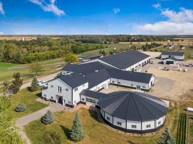 $7,000,000 | 9685 County Road 13 Southeast, Delano, MN 55328