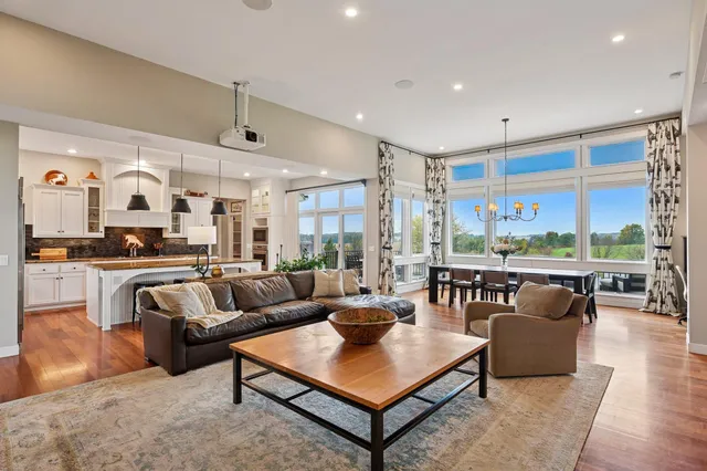 $7,000,000 | 9685 County Road 13 Southeast, Delano, MN 55328