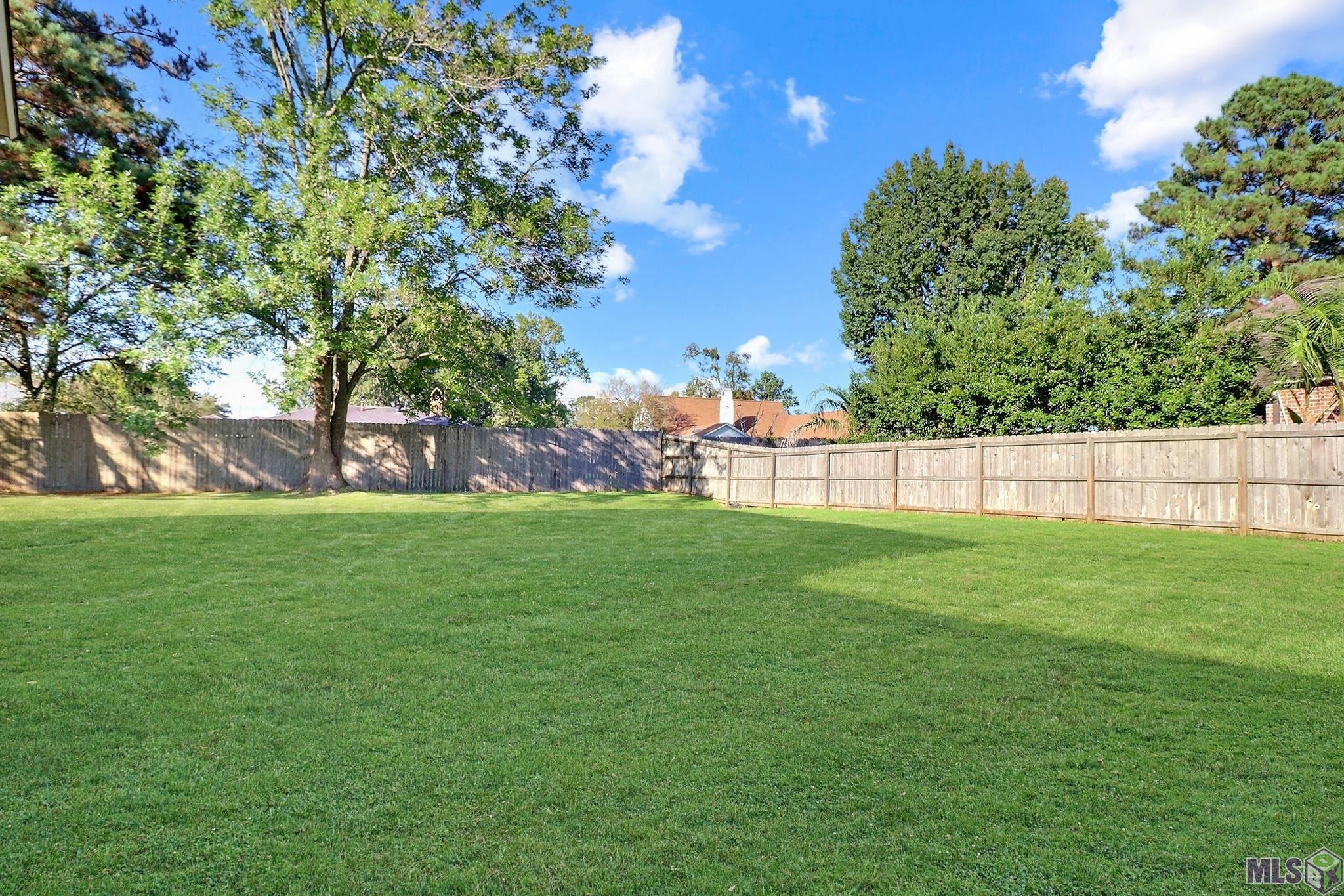 15719 Parkside Court Baton Rouge, LA 70817 - Photo 23 of 28