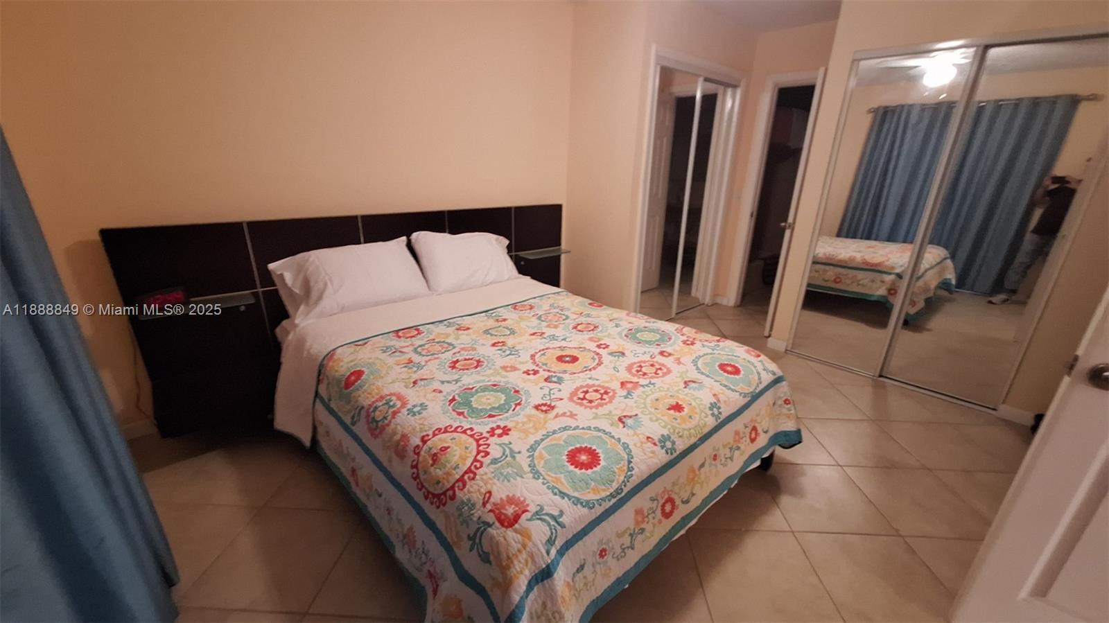 215 Southeast 3rd Avenue, Unit 202D Hallandale Beach, FL 33009 - Photo 14 of 17