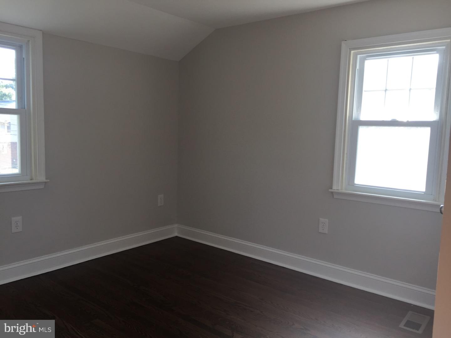 102 Shippen Road Glenside, PA 19038 - Photo 17 of 25 Bedroom 3
