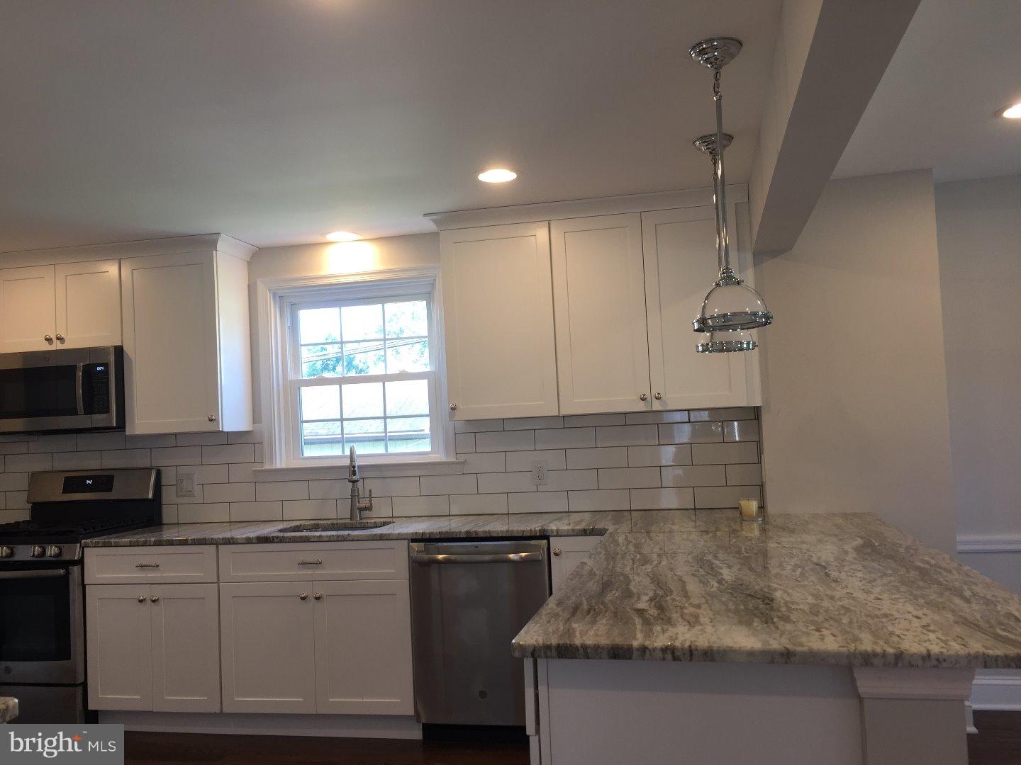 102 Shippen Road Glenside, PA 19038 - Photo 4 of 25 Kitchen