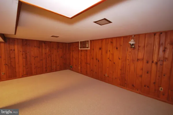 $2,675 | 10720 Tenbrook Drive, Silver Spring, MD 20901