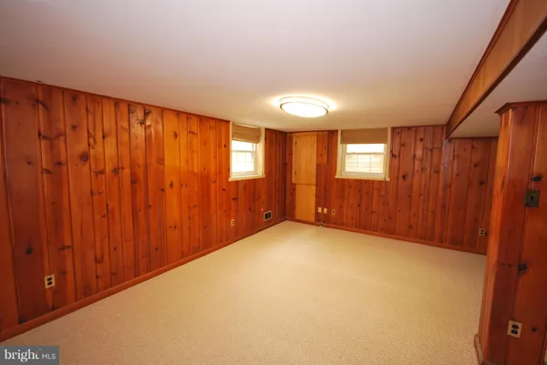 $2,675 | 10720 Tenbrook Drive, Silver Spring, MD 20901