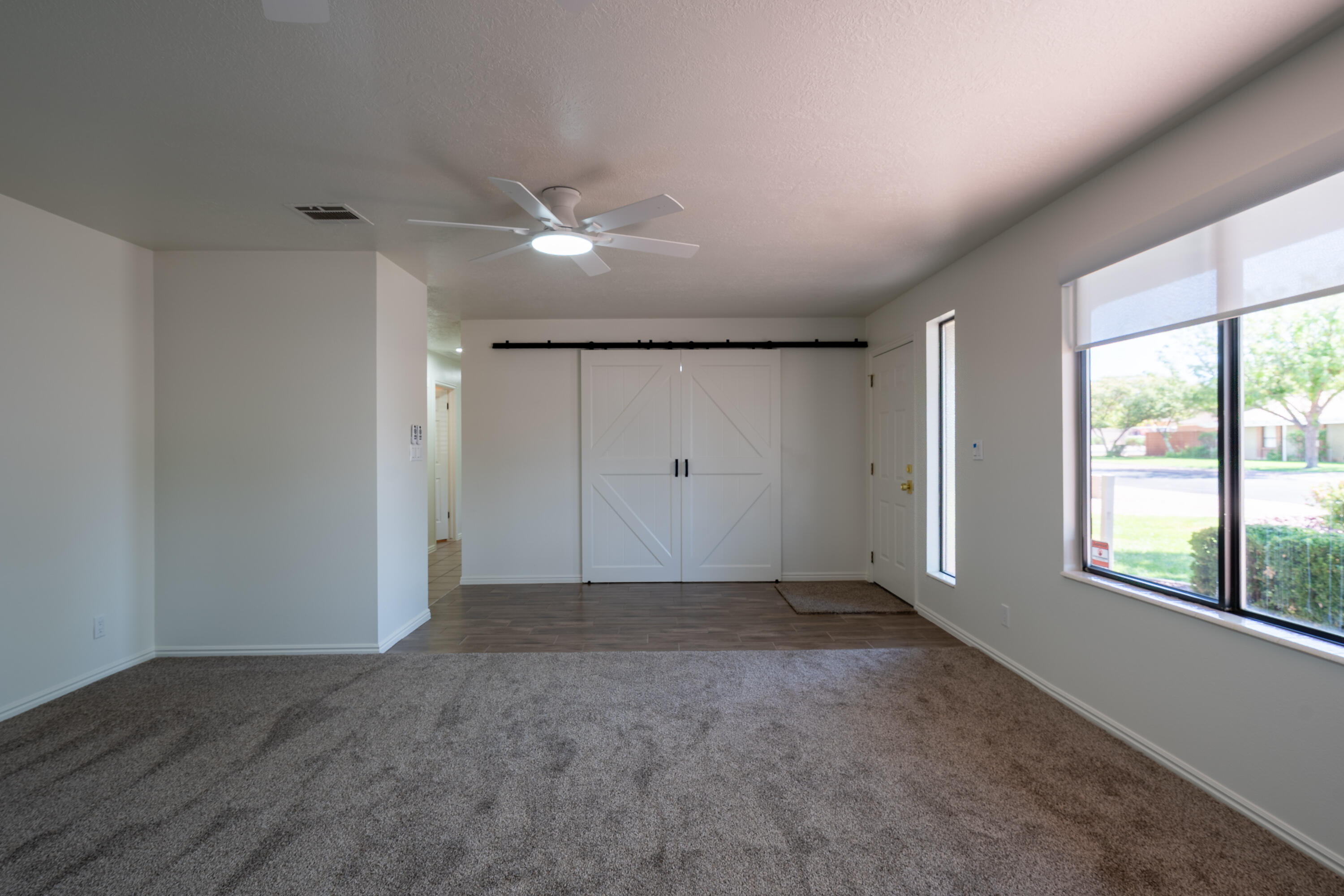 3716 West Marigold Way St. George, UT 84790 - Photo 5 of 48 Living Room