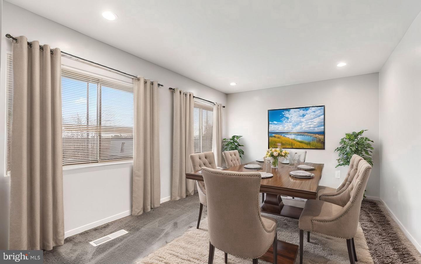 33 Stonehenge Circle, Unit 11 Baltimore, MD 21208 - Photo 6 of 22 a view of a dining room with furniture window and outside view
