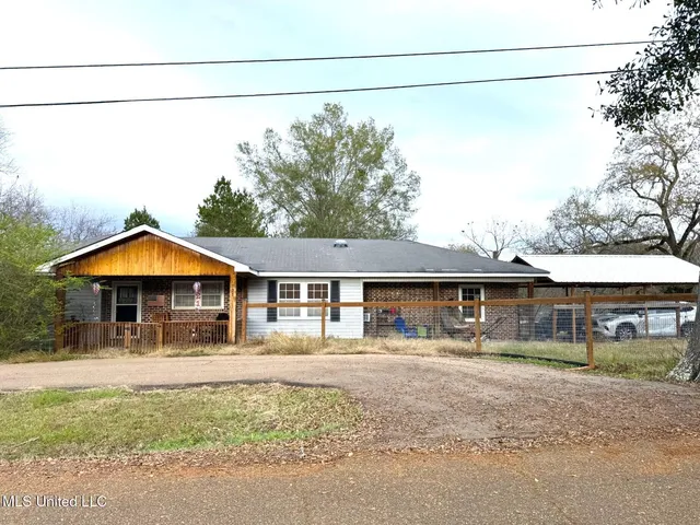 $345,000 | 121 Hensley Road, Natchez, MS 39120