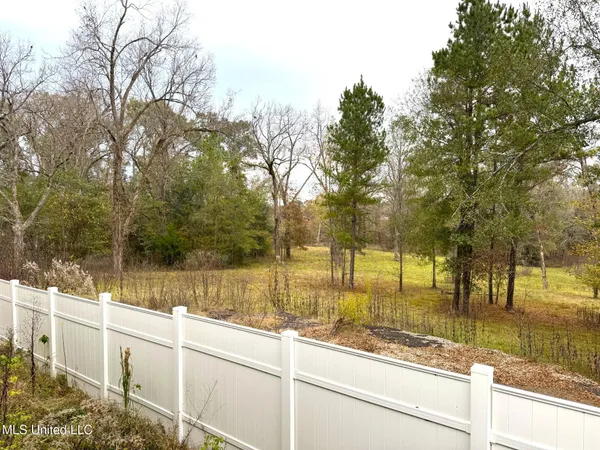 $325,000 | 121 Hensley Road, Natchez, MS 39120