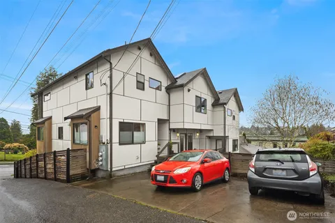 $850,000 | 3010 Northeast 55th Street, Seattle, WA 98105