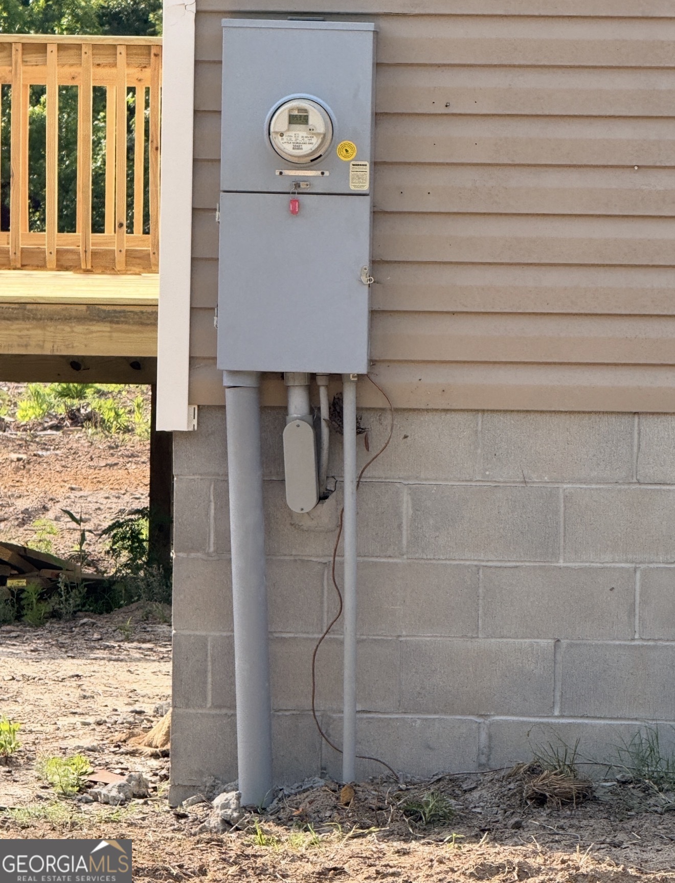 1825 Rock Springs Road Dublin, GA 31021 - Photo 39 of 43 200 Amp Service Entrance
