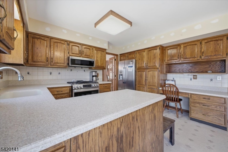 250 Old York Road Flemington, NJ 08822 - Photo 13 of 32