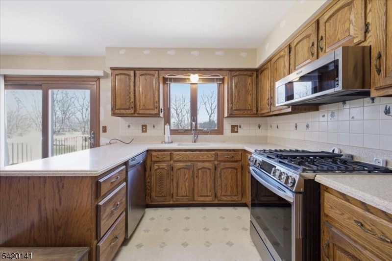 250 Old York Road Flemington, NJ 08822 - Photo 14 of 32